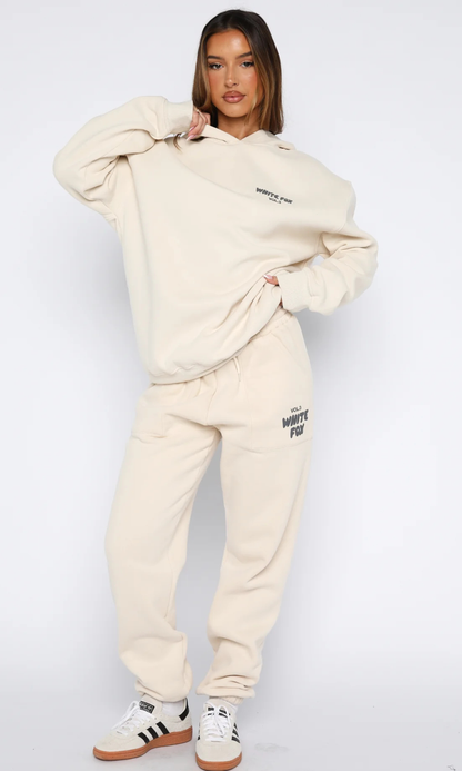 Ensemble Offstage Pebble